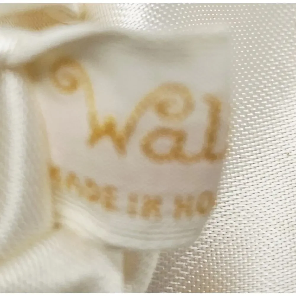 Vtg Walborg Micro Beaded Evening Bag w/Kiss Lock, Mother Of Pearl Trim HongKong